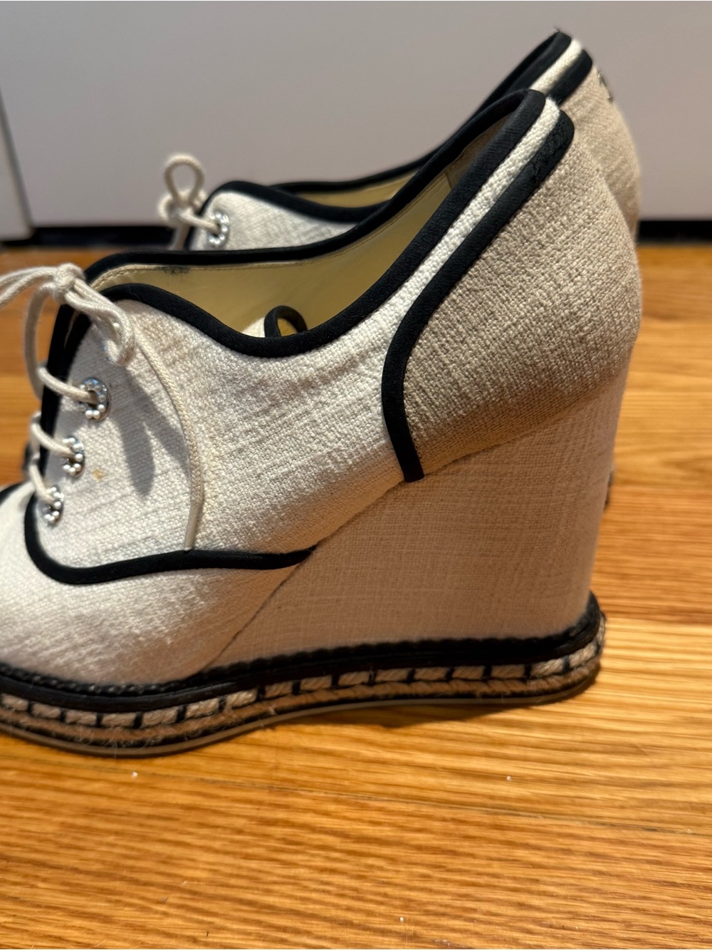 CHANEL Cream Black Linen Lace-Up Espadrille Wedge Shoes Size 41 - Picture 6 of 13